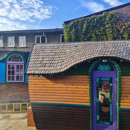 בוקרשט Downtown Tiny Houses Near Cismigiu Gardens מראה חיצוני תמונה
