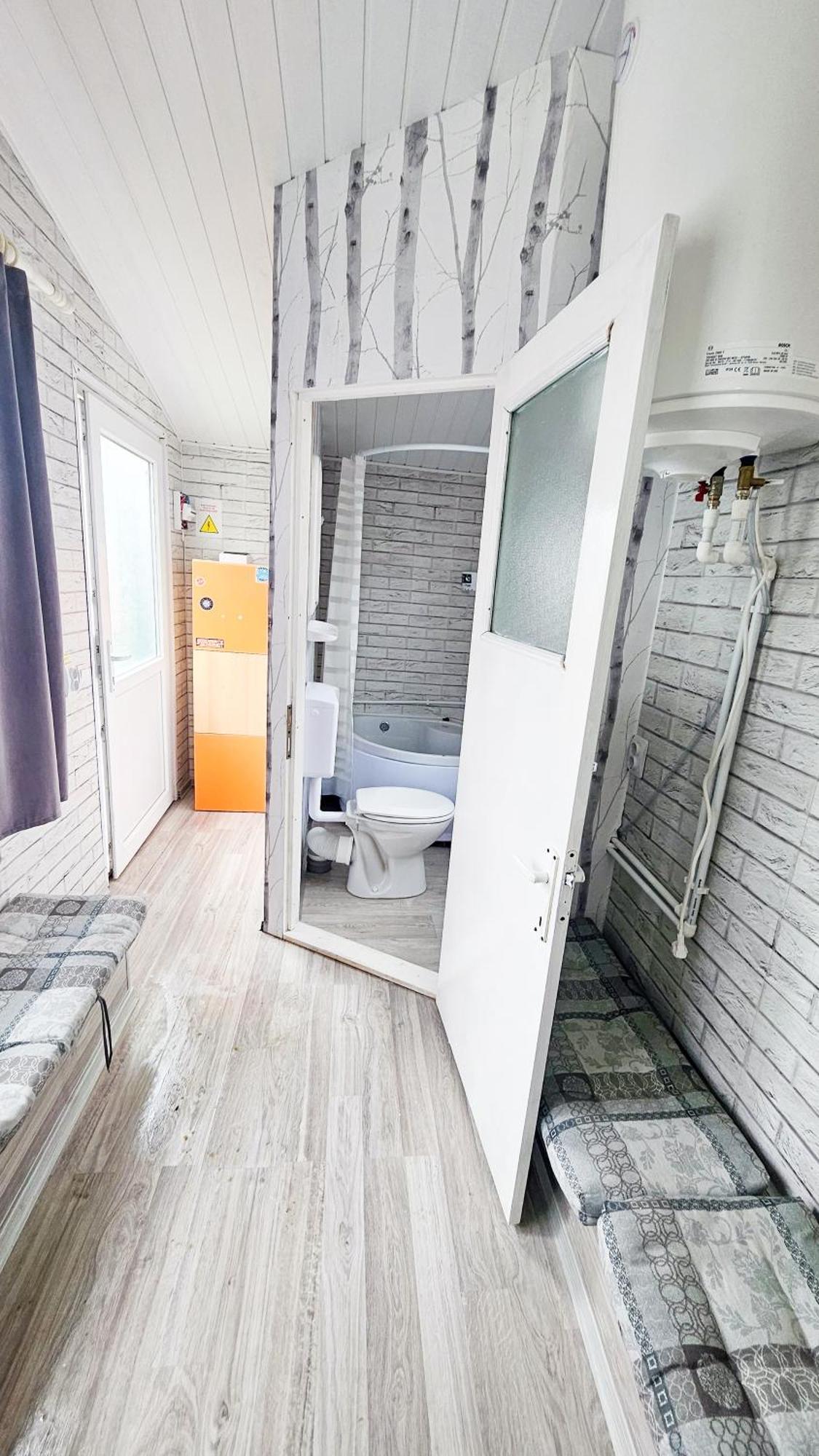 בוקרשט Downtown Tiny Houses Near Cismigiu Gardens מראה חיצוני תמונה